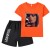 Camiseta naranja + pantalones cortos negros 